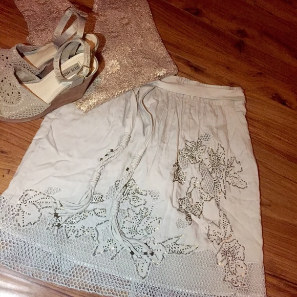 elie tahari size 8 tope skirt embellished