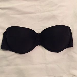 Black bandeau bikini top