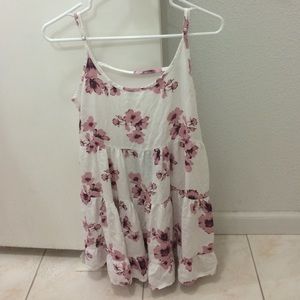 NWT FLORAL JADA DRESS