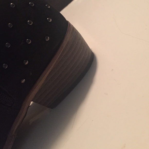 Booties - Picture 4 of 4