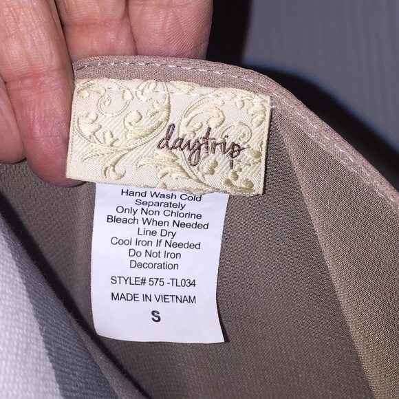 Sheer top - Picture 4 of 4