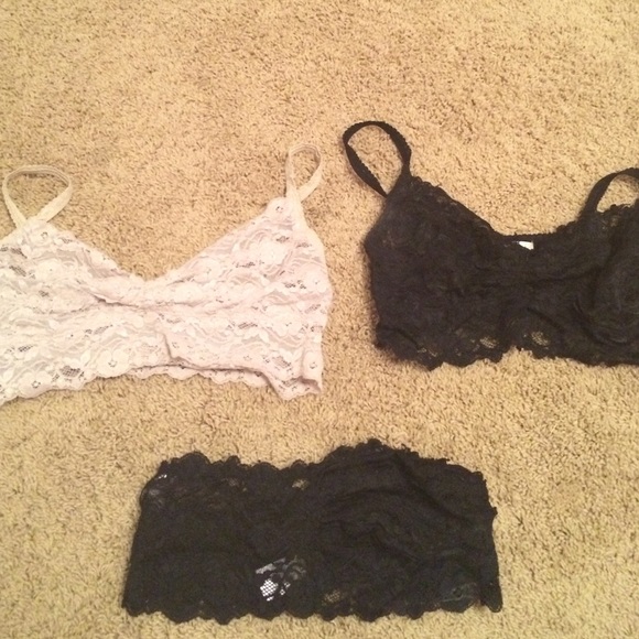 *reserved*✨BRAND NEW✨ 3 bralets price of 1
