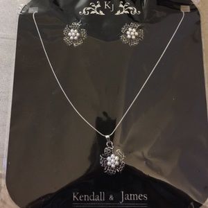 New Earring and Necklace Set