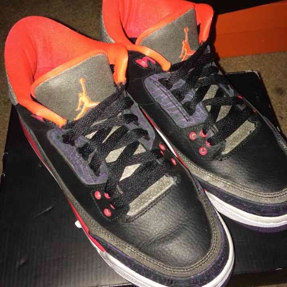 Jordan Crimson 3s