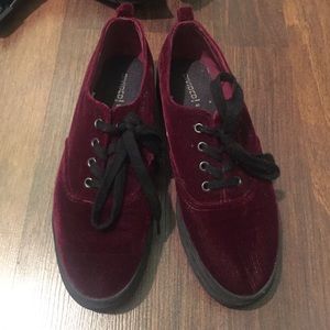 Platform Sneakers / Shoes