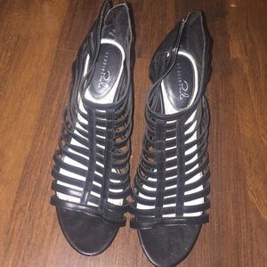 ON HOLD Heeled Black Sandals