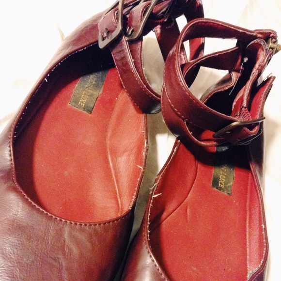 🔵Double Ankle strap burgundy flats