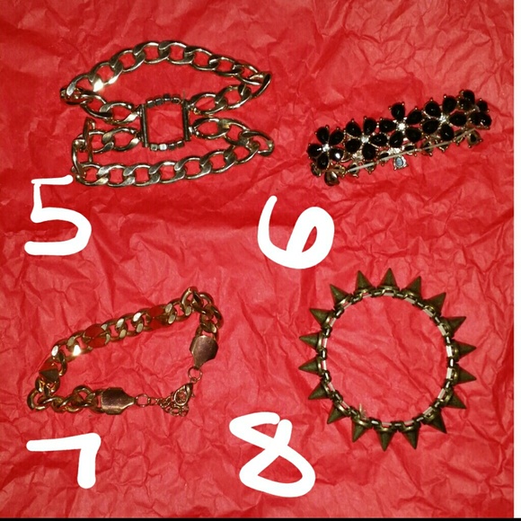 Bracelets. - Picture 2 of 2