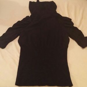 Scrunch style turtle neck sweater