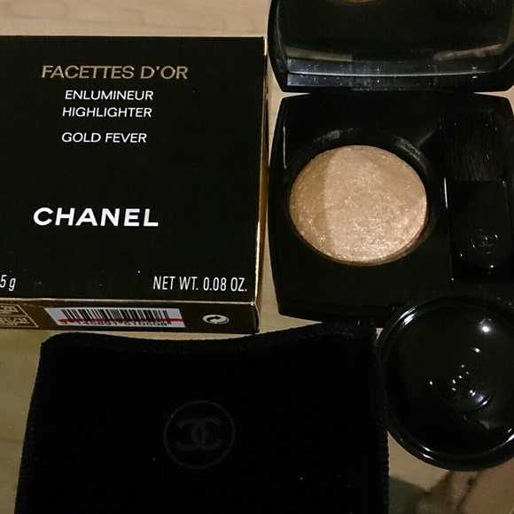 CHANEL Gold Fever Highlighter