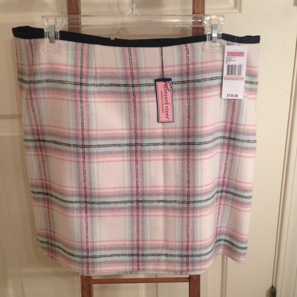 Vineyard Vines plaid skirt