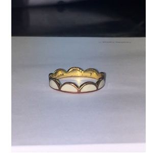 Kate spade ruffle ring