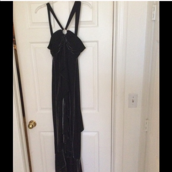 Shimmering black cocktail dress. - Picture 6 of 7