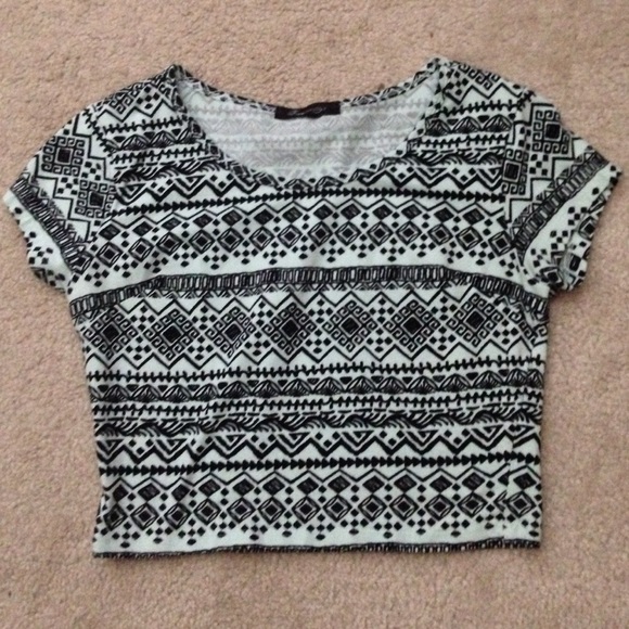 Aztec blue short sleeve crop top - Picture 1 of 1