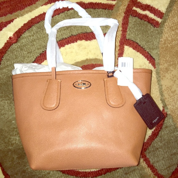 Tan Coach Shoulder Bag