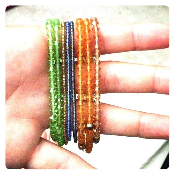 bundle of 8 beaded bracelets - Picture 1 of 1