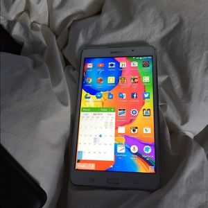Galaxy four tablet