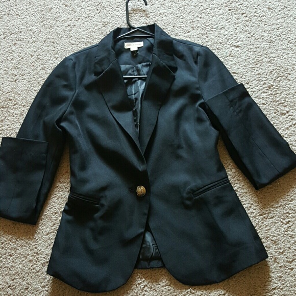 Fitted Black Blazer