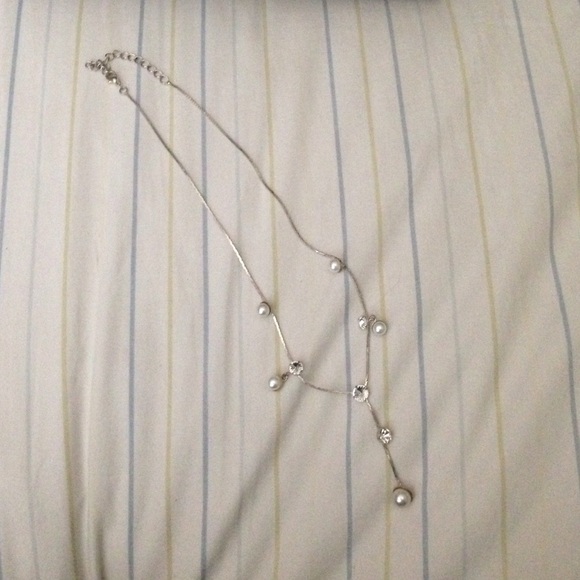 pearl necklace with diamond gems - Picture 1 of 2