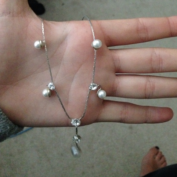 pearl necklace with diamond gems - Picture 2 of 2