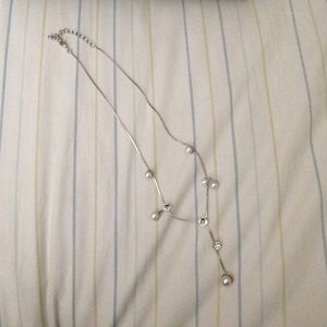 pearl necklace with diamond gems