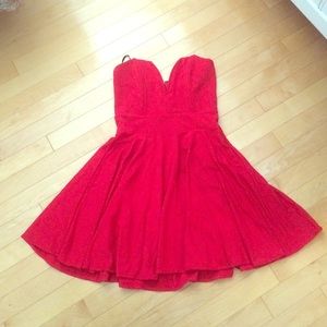 Ruby red sweet heart neck line cocktail dress❤️😍