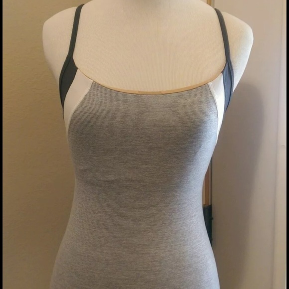 Lululemon workout top!
