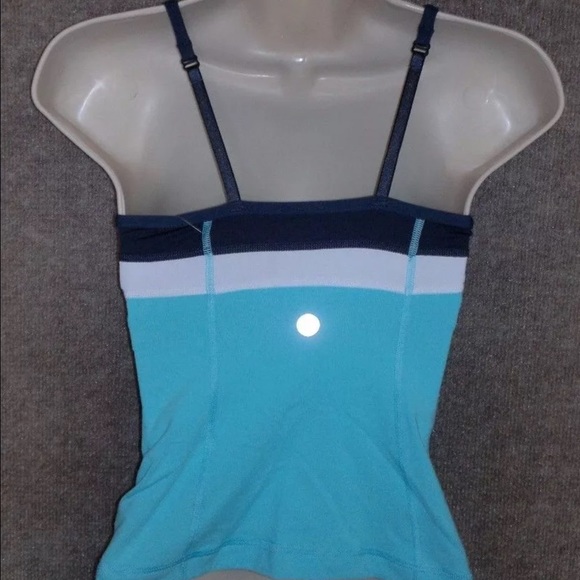 Lululemon top - Picture 2 of 3