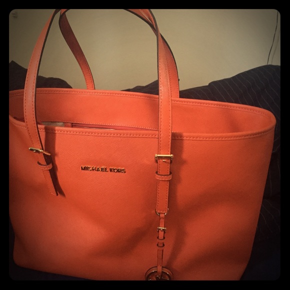 Michael Kors large "jet setter" tote