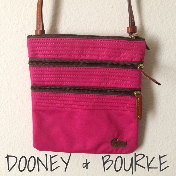 Dooney & Bourke Handbags - Dooney&Bourke pink nylon crossbody