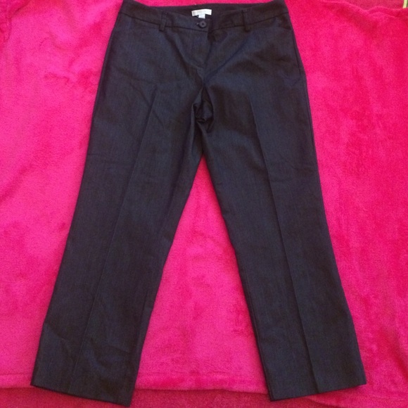 New York & Company Pants - New York &Company stretch Capri pants
