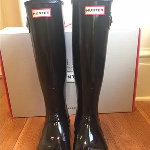 Hunter Tall Gloss Black Boots