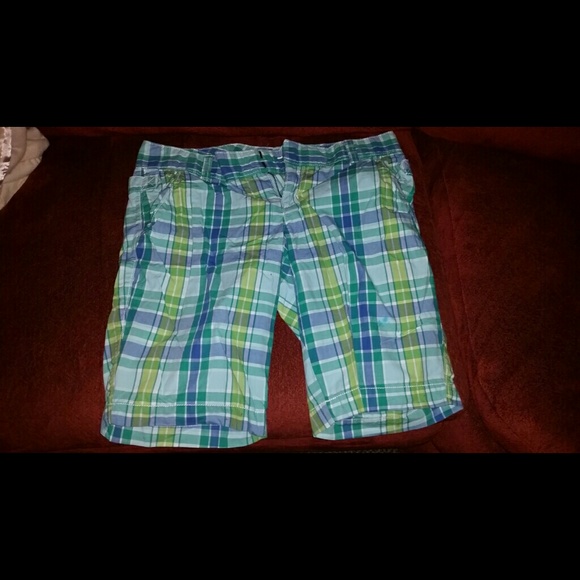 Plaid old Navy shorts