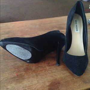 Size 8.5 Steve Maddens