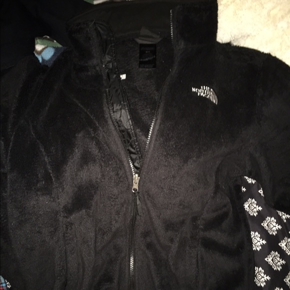 Black North Face - Picture 3 of 3