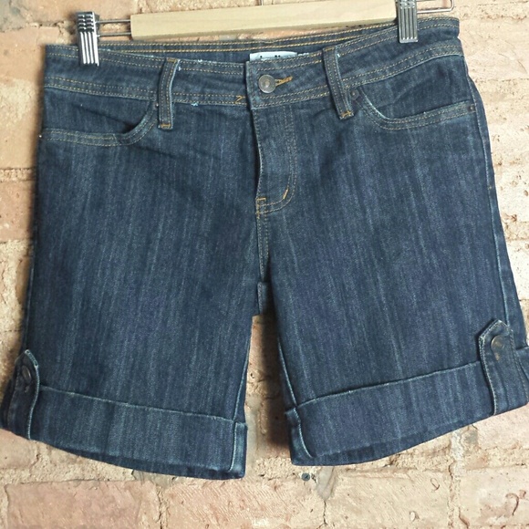 Jean shorts - Picture 3 of 4