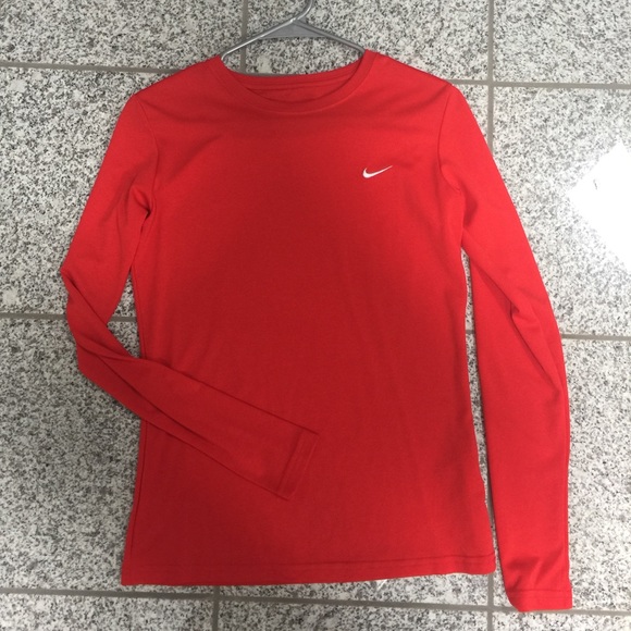 Red Nike dry fit top - small