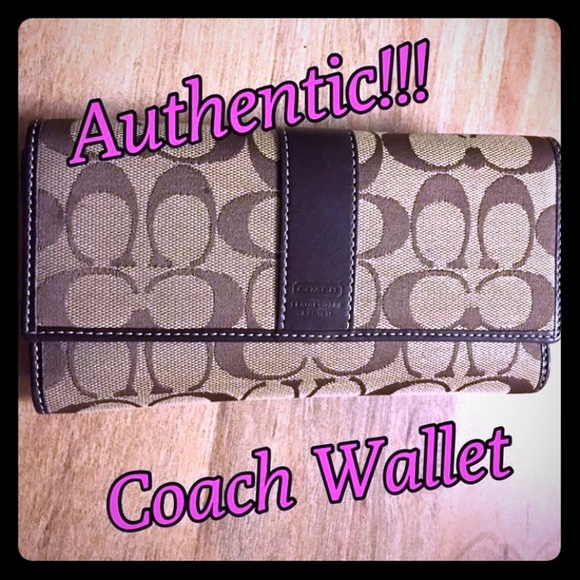 🎉Sale!!🎉 Authentic Coach Wallet!!