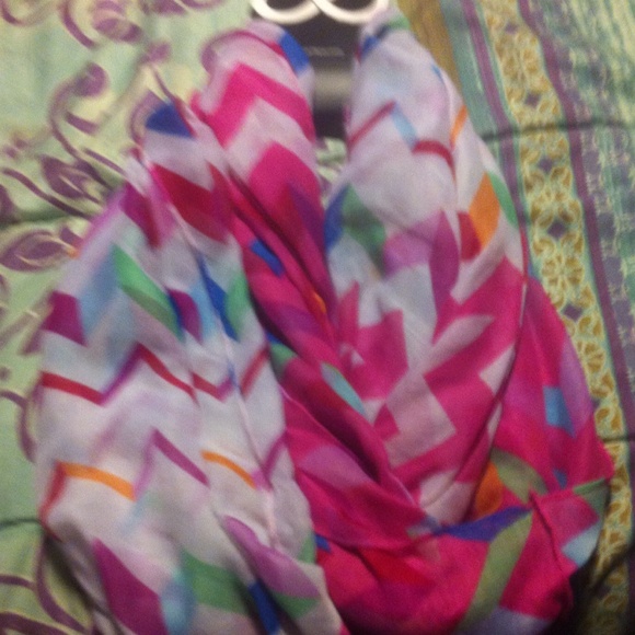 Scarves - Picture 2 of 4