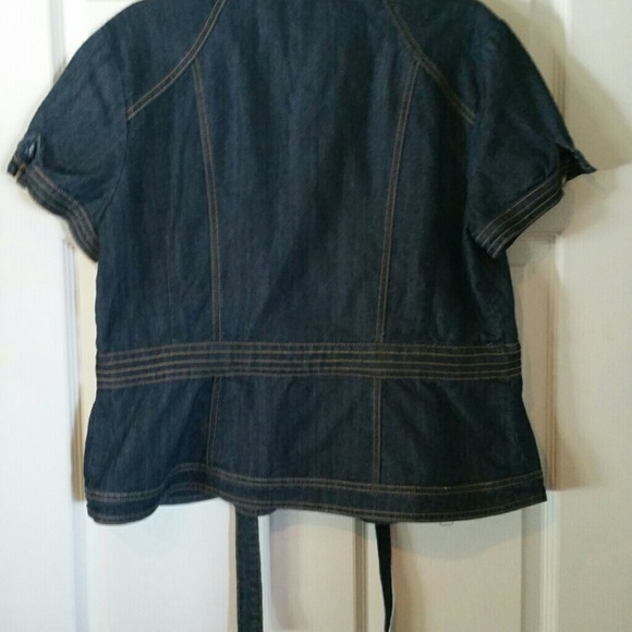 Jean jacket - Picture 2 of 3