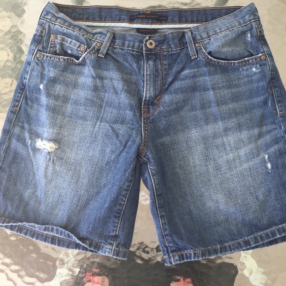 Levi's Boyfriend Jean Shorts