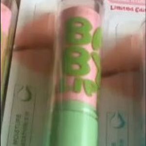 Mad for magenta babylips