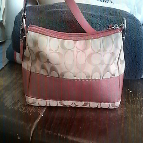 Coach Handbags - Small coach bag