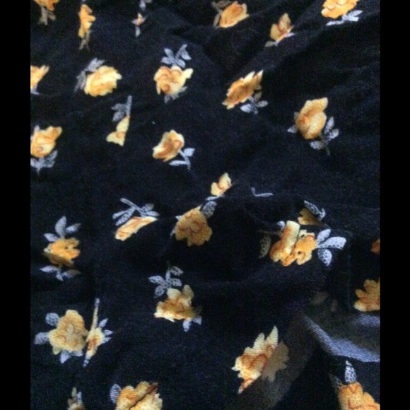 Flowy shorts from Pacsun - Picture 2 of 3