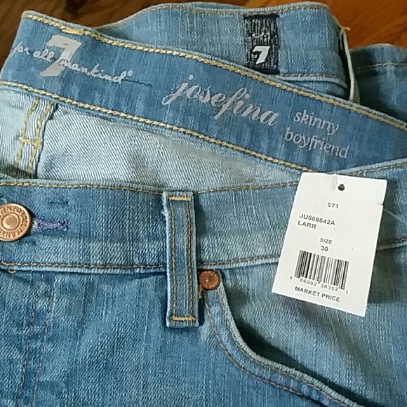 SALE NWT 7 for all mankind jeans size 30