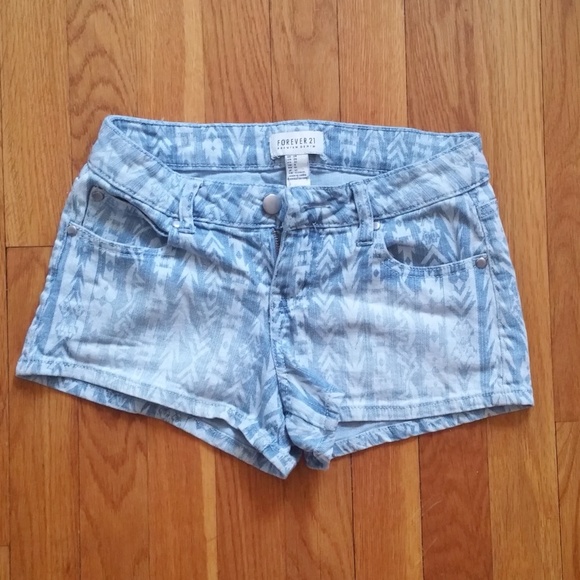 {F21} tribal print shorts - Picture 2 of 3