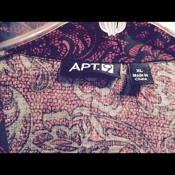 Blouse Red and Black - Picture 4 of 4