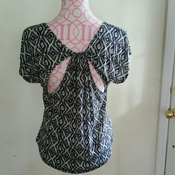 NEW CUTE AZTEC TOP - Picture 3 of 4