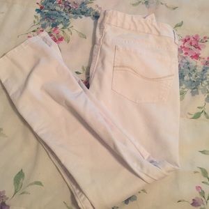White skinny jeans