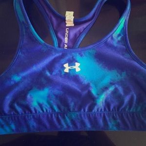 Small Under Armour sports bra
